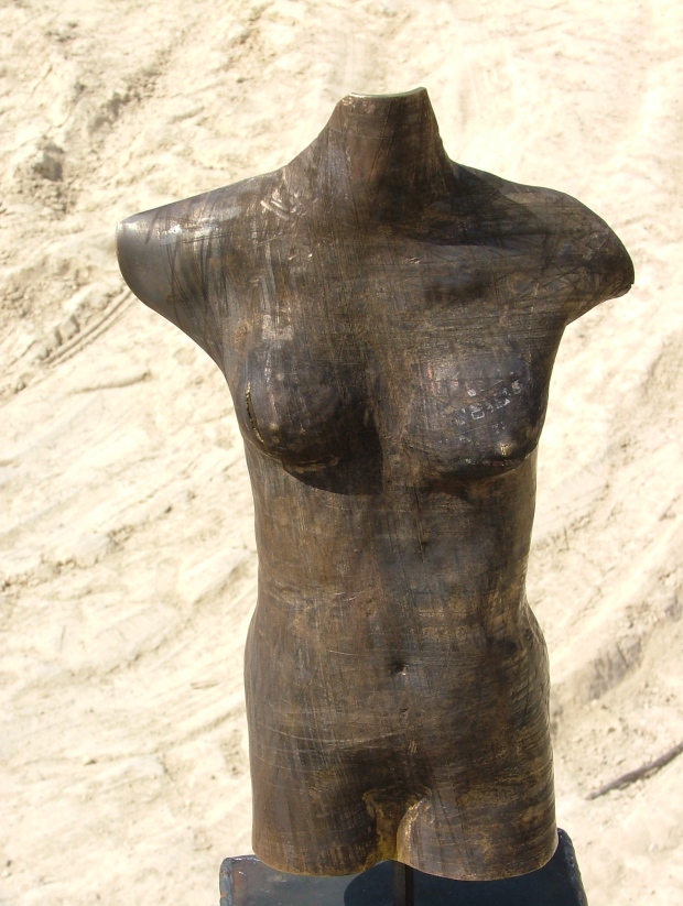 "melete"-torso-escultura de bronce, 2009