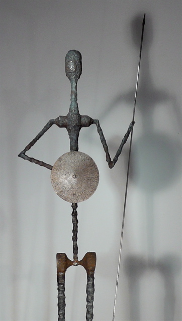 "guerrero VI" - escultura de hierro forjado & aluminio - serie guerreros, 2011