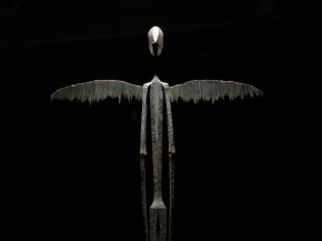 "daimon II", escultura de acero inoxidable & acero, de Hans Some,Spain